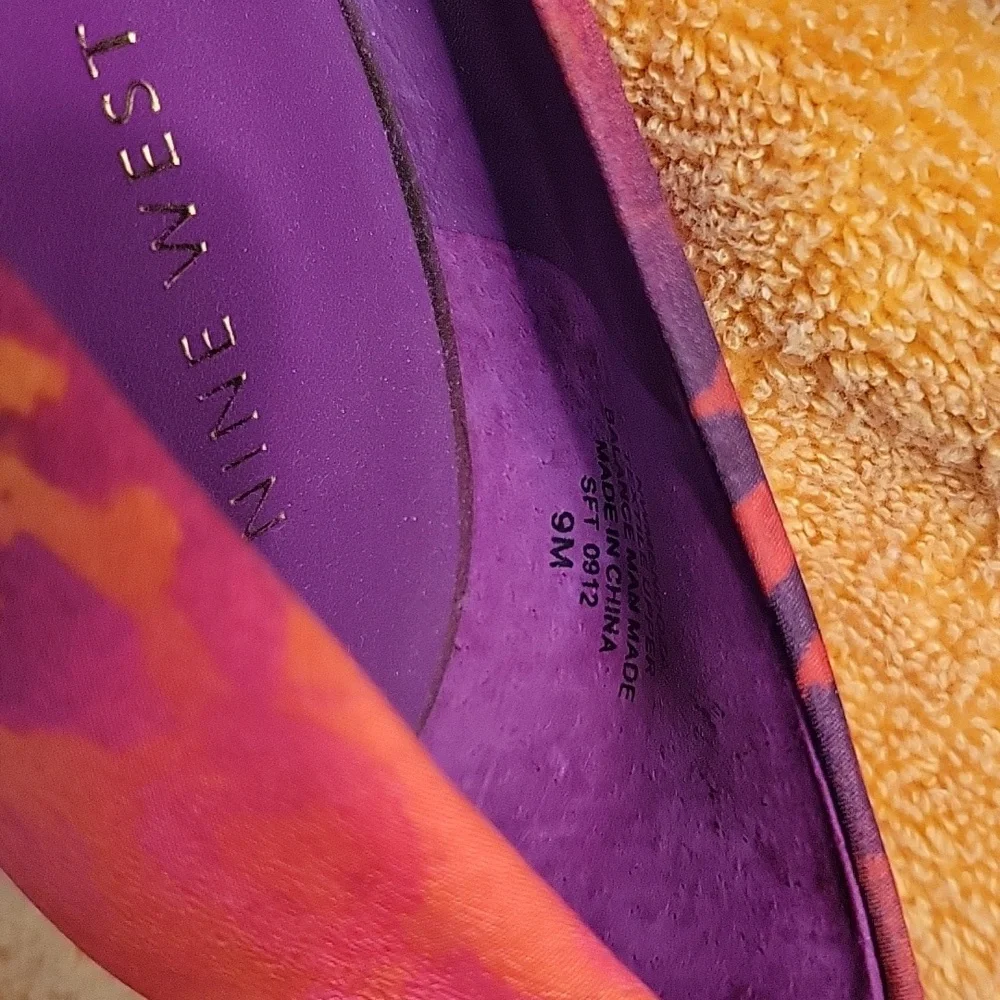 Nine West - Picture 5 of 9